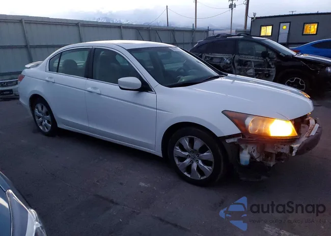 1HGCP2F77AA007937: 99875775