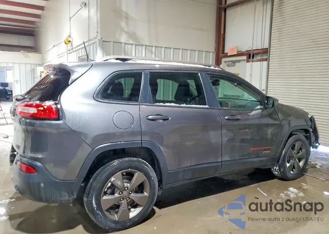 1C4PJMCB0HW556365: 74462485