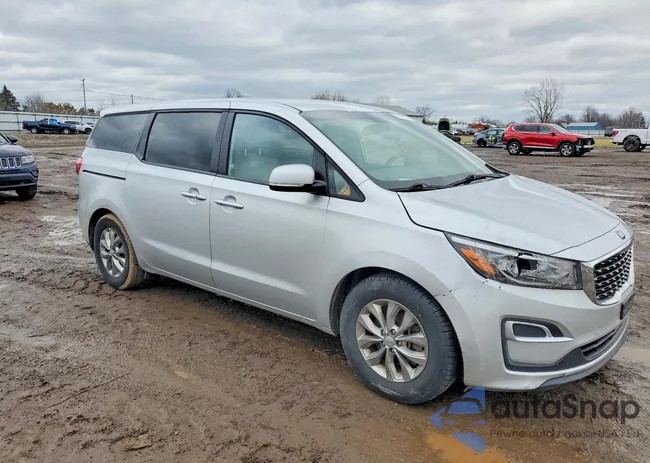 KNDMB5C18K6569207: 72670885