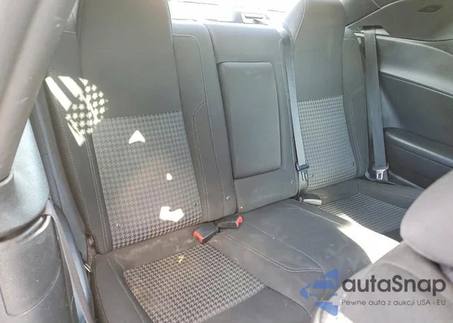 2C3CDZAG0GH176865: 99170565