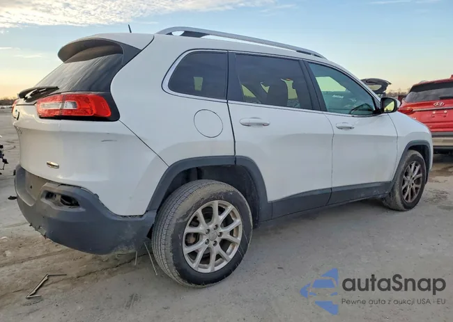 1C4PJLCB4GW260080: 72697625