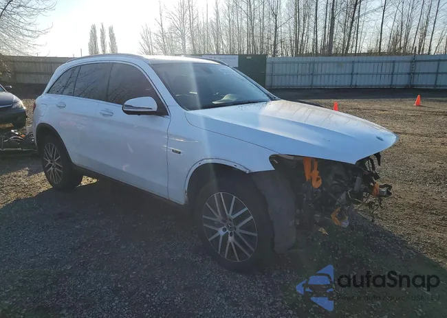 W1N0G5DB8LF780389: 72278975