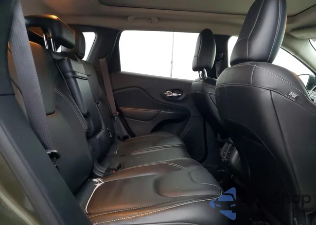 1C4PJMDBXFW736397: 74120145