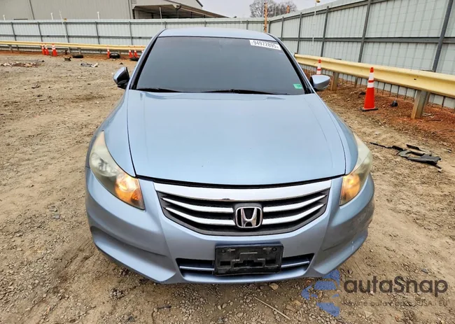 1HGCP2F36BA032410: 94972895