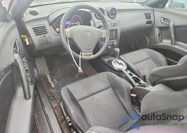 KMHHM66D28U295963: 99078215