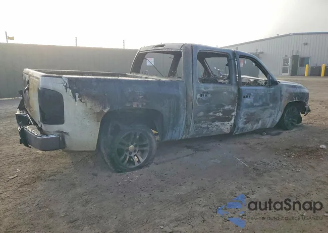 2GCEC13C281120598: 72402635