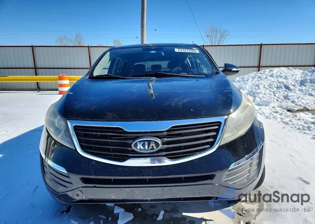 KNDPB3A26B7048784: 74127285