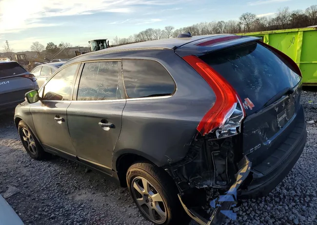 YV4952DLXB2174932: 98222985