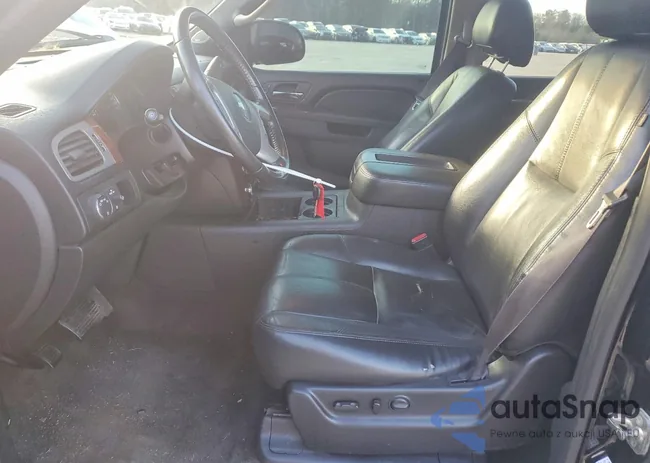 1GNSCBE01ER192074: 72121205