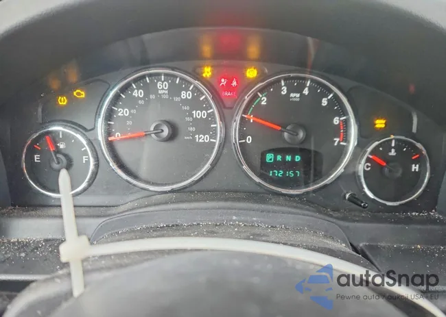 1C4PJMAK7CW137828: 73367445