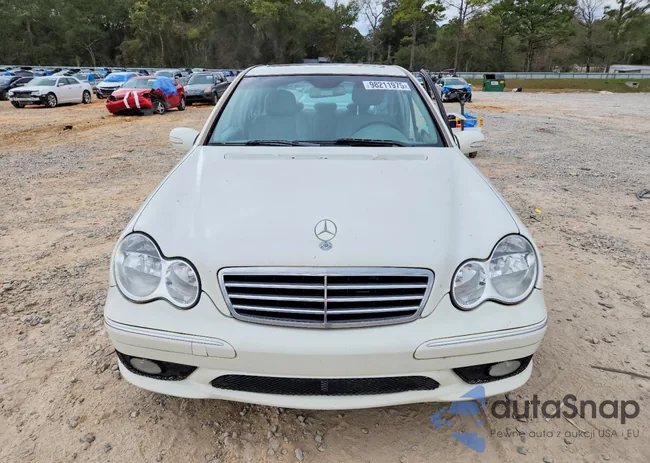 WDBRF52H57F927930: 98211975