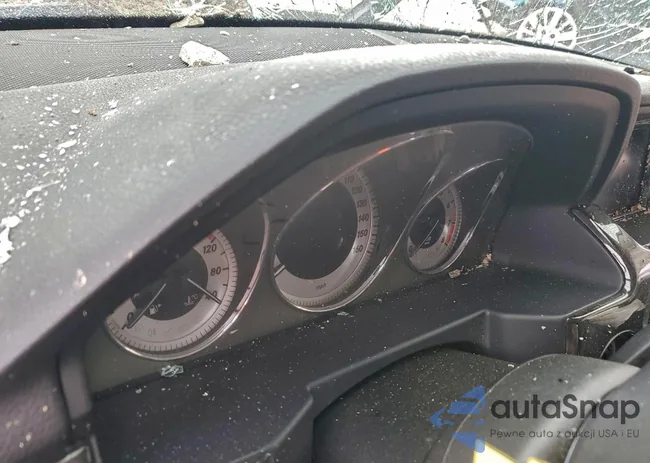 WDCGG8JB1FG396197: 73240325