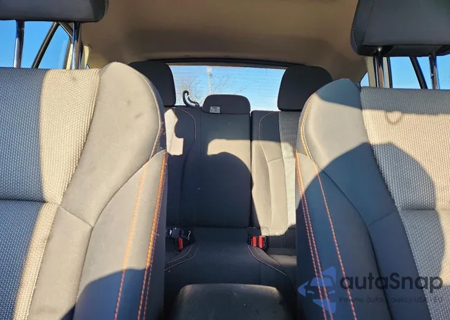 JF2GTAPC9N8238287: 72761465