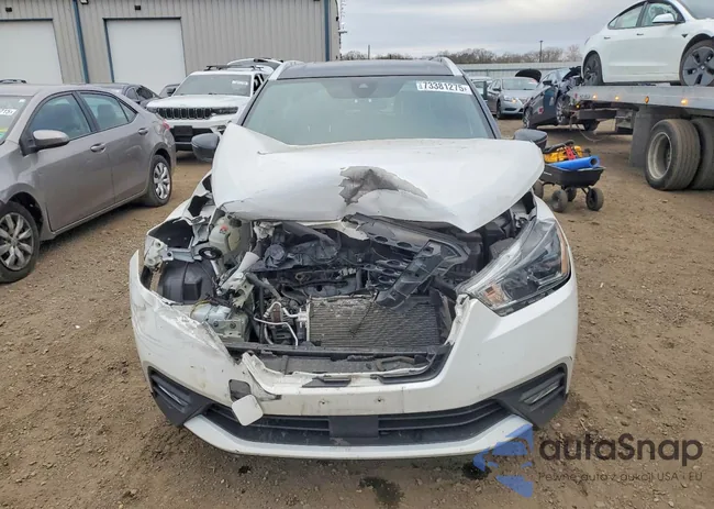 3N1CP5DVXLL560324: 73381275