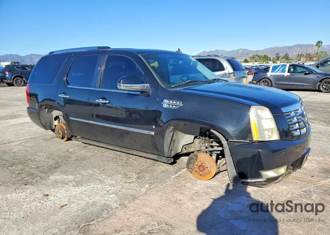 1GYEC63847R308564: 99025975