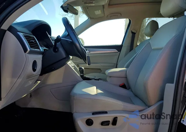 1V2MR2CA0JC517773: 99556825