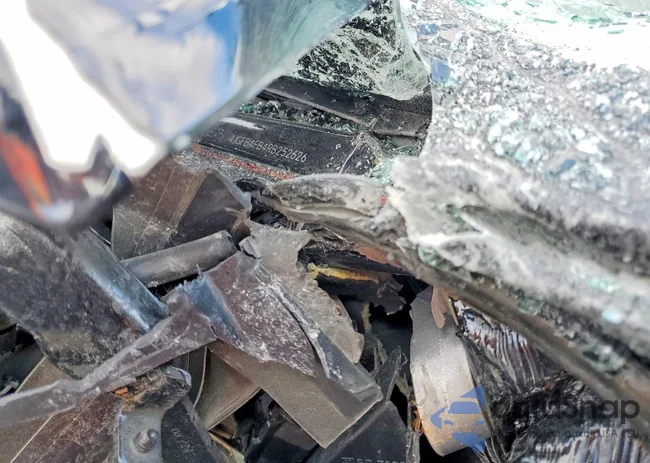 4JGFB4FB4RB252626: 95478215