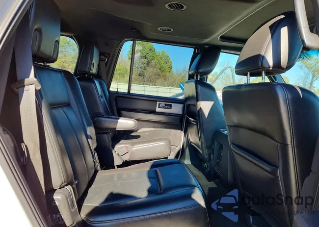 1FMJU2A52CEF52424: 73478575