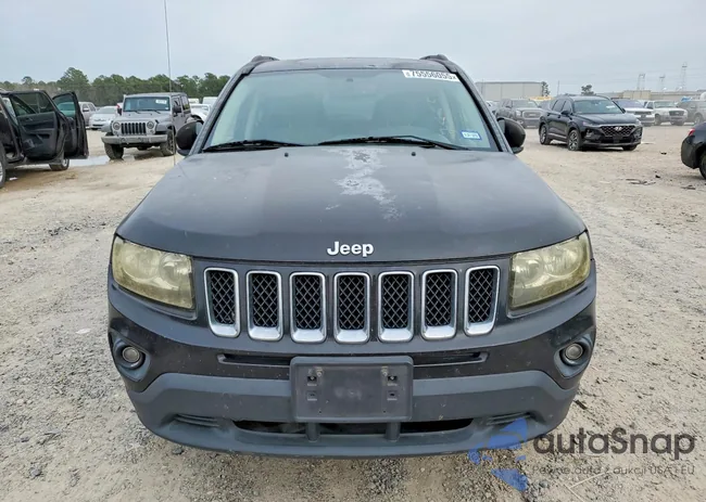 1C4NJCBA9CD634138: 75556055