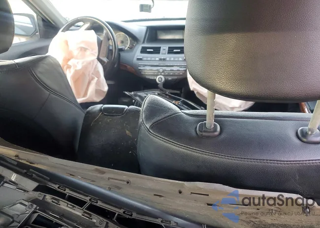 1HGCP2F8XBA112272: 75184305