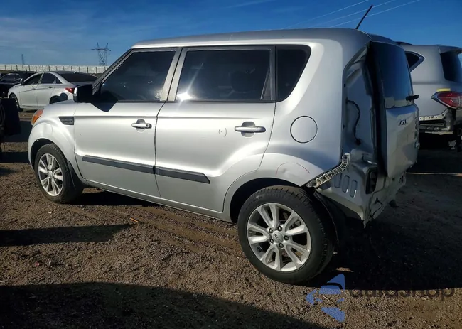 KNDJT2A69D7540406: 72670275