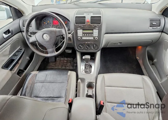 3VWJM71KX8M093780: 73615205