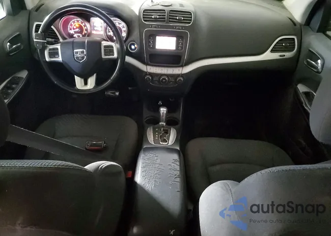 3C4PDCBG2KT737611: 74041065