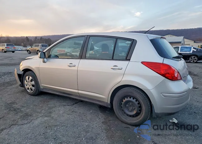 3N1BC13E09L399427: 72389815