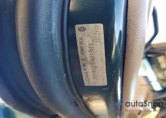 1J4FA49S51P349645: 74642415