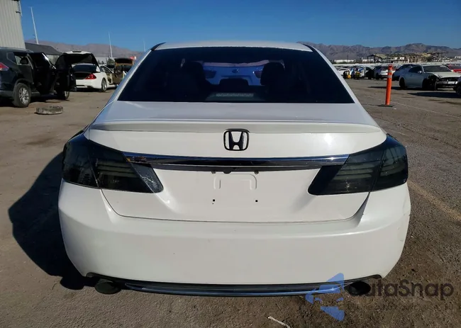 1HGCR2F51DA231184: 74902515