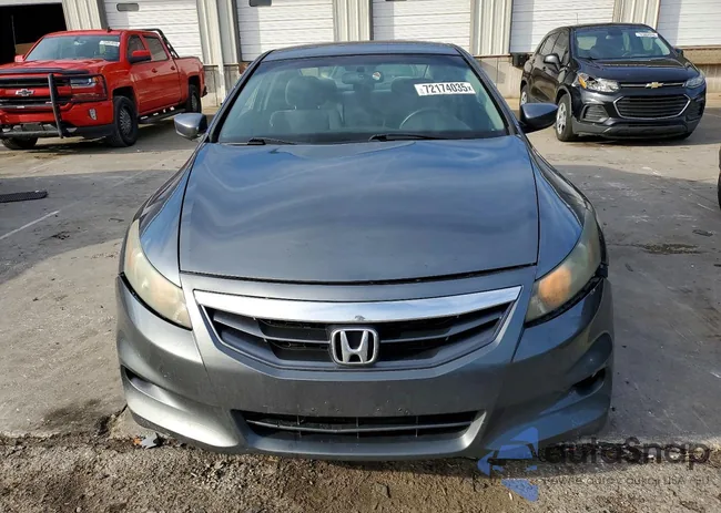 1HGCS1B33CA010610: 72174035