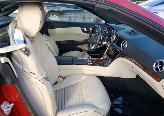 WDDJK6GA1HF046015: 73261735