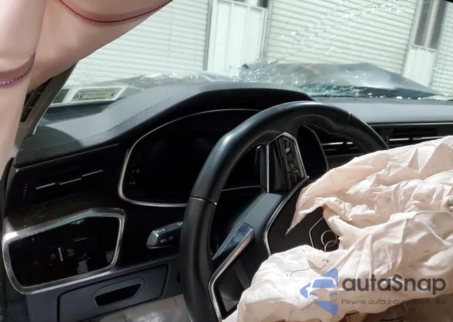 WAUE8AF2XKN126916: 98400785