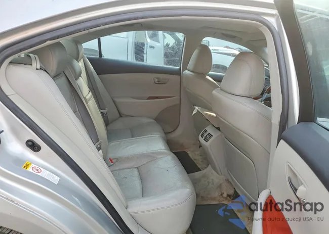 JTHBJ46GX82263158: 72488935