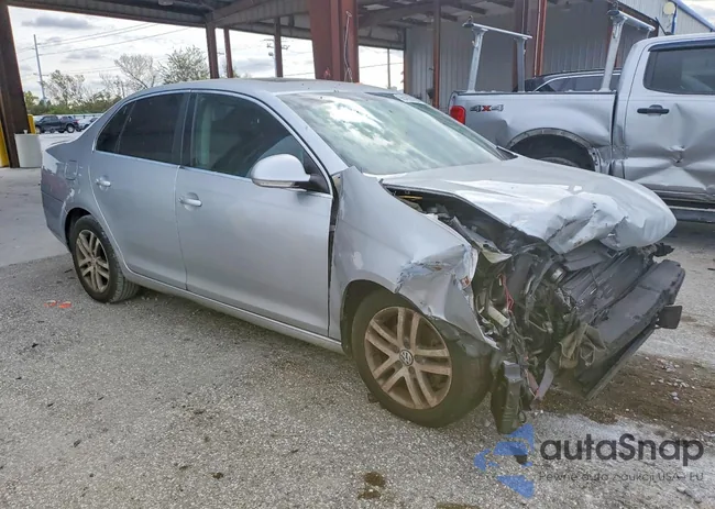 3VWDT71KX6M782148: 96489915