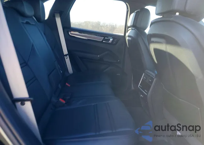 WP1AA2AY8PDA05739: 73395945