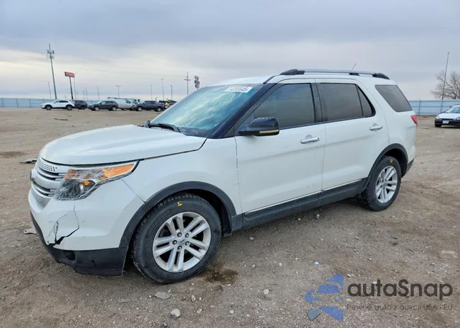 1FMHK7D81BGA32063: 74350645