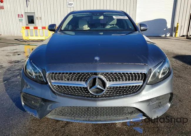 WDDZF4JB8HA189196: 99637695