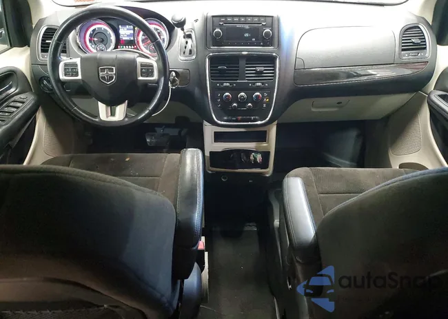 2C4RDGCG5DR686450: 73070365