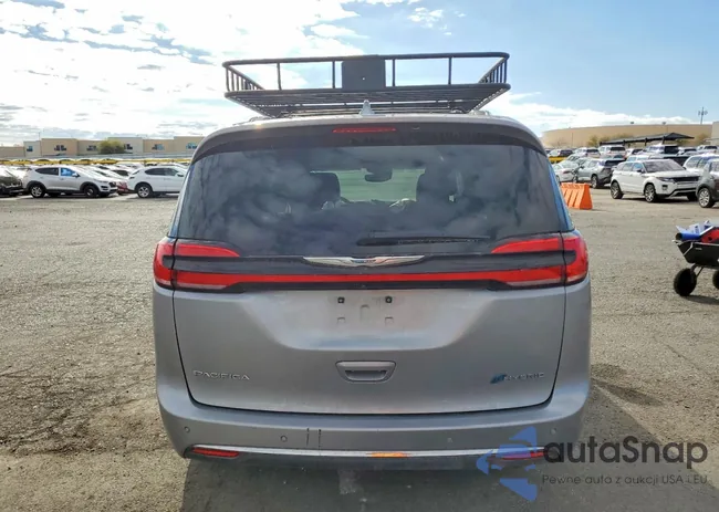 2C4RC1L72MR585947: 99345625