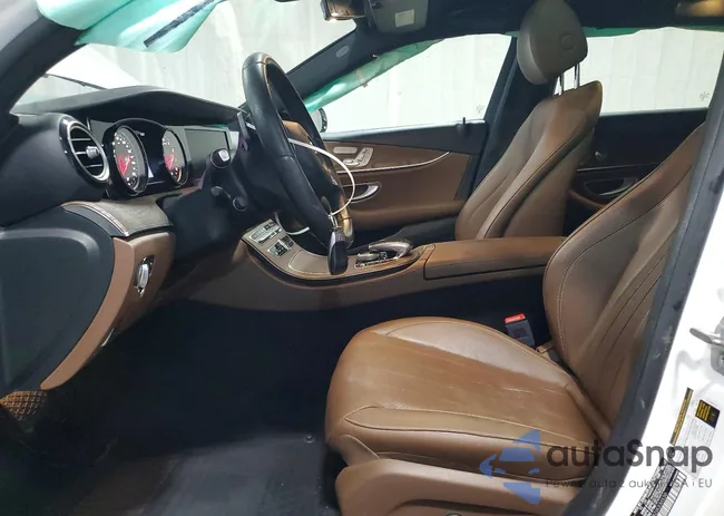 WDDZF4JB2JA330530: 99887525