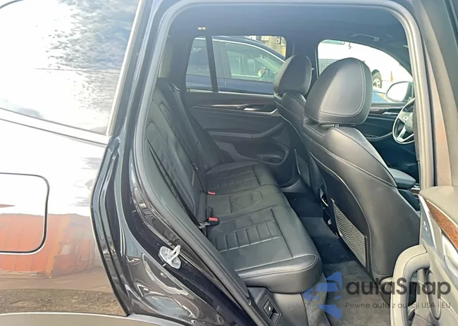 5UXTR7C52KLR45003: 74662435