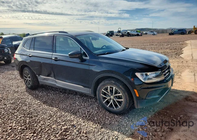 3VV2B7AX7JM200543: 98392555