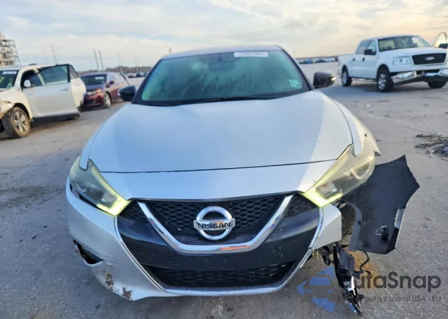 1N4AA6AP5JC375095: 73962995