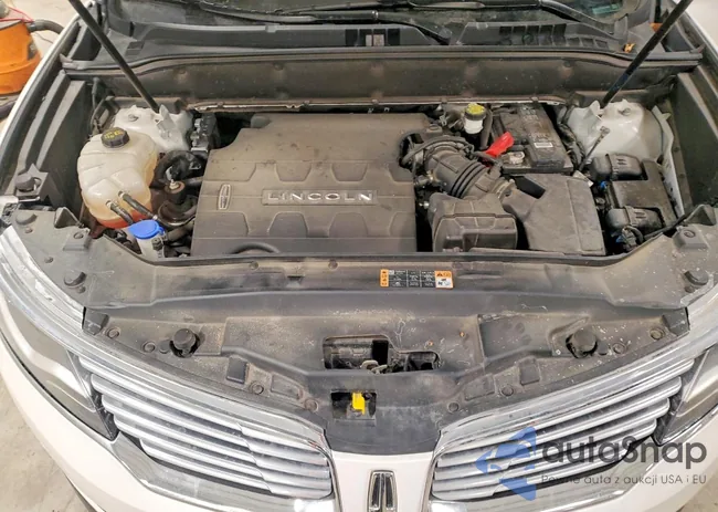 2LMPJ8LR3JBL48833: 74292375