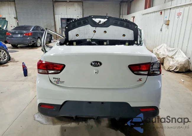 3KPA24AD1LE338879: 72625445