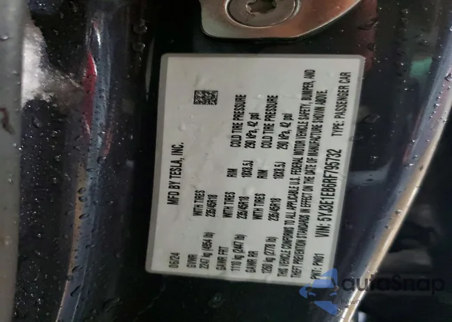 5YJ3E1EB6RF795732: 72765095