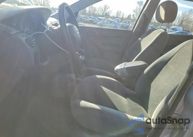 1FAFP36353W105357: 73744675