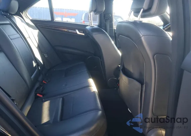 WDDGF4HB6CR216175: 73521345