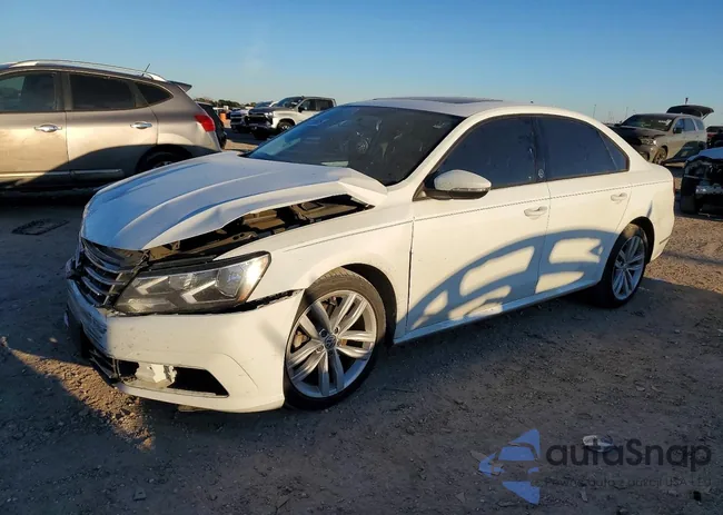 1VWLA7A30KC008934: 99012585